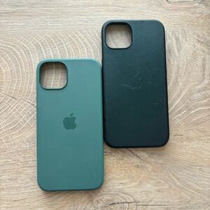 Bundle of 2 iPhone 13 Apple Cases